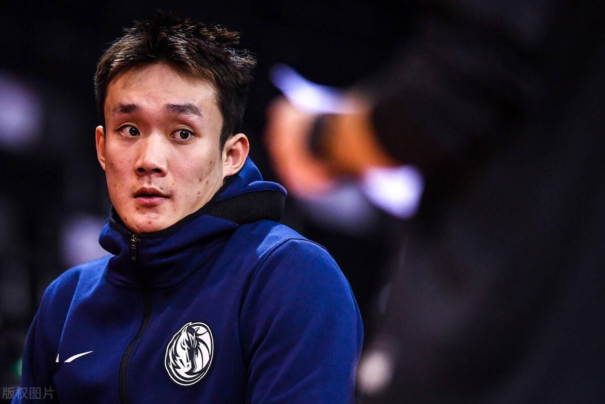 包含巴塞罗那迎CBA常规赛关键赛，赛前伤情更新，质疑声仍在，赛季目标并未改变的词条