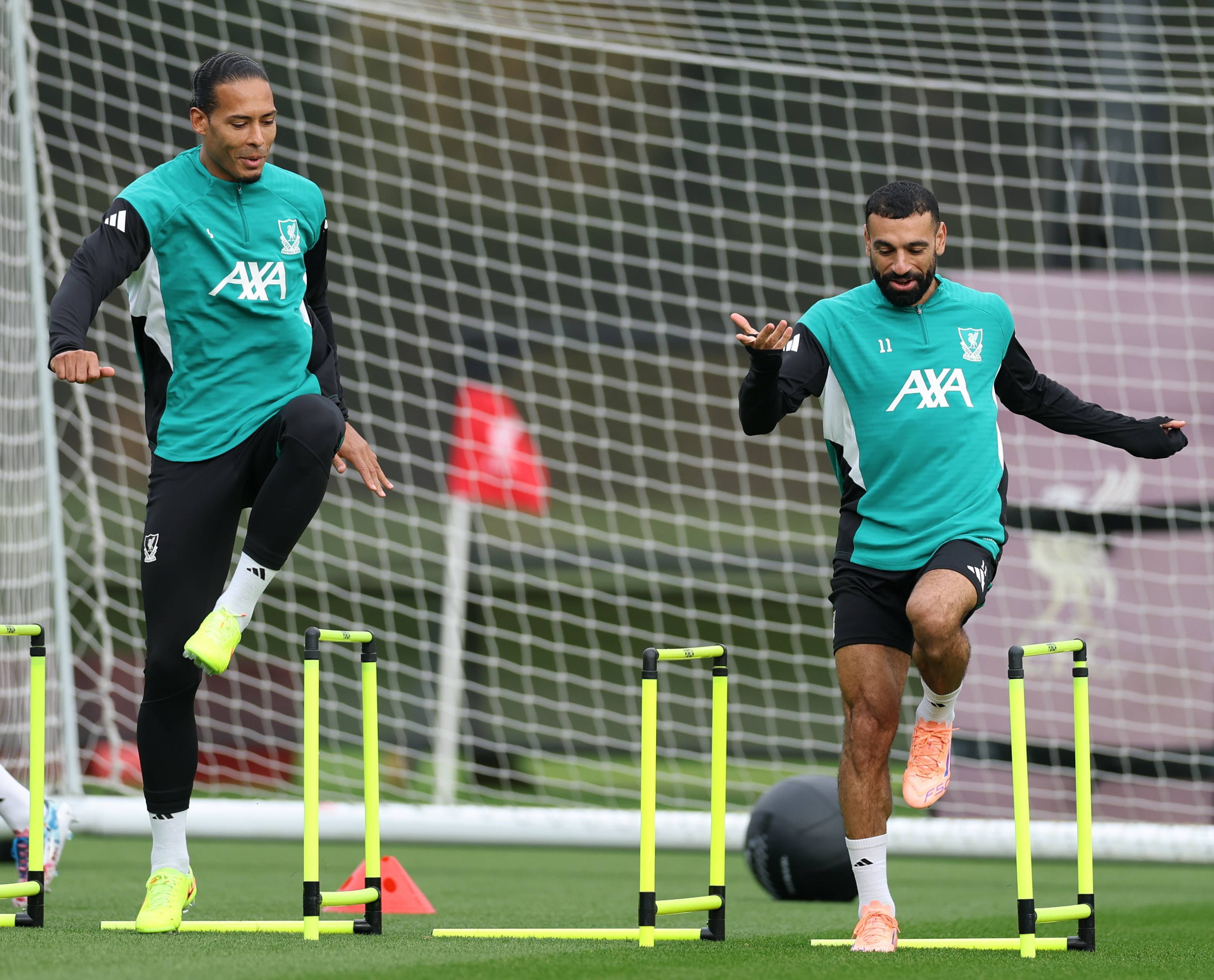 欧冠赛程吃紧，利物浦今晨调整名单，震撼外界，数据趋势出现新变化的简单介绍